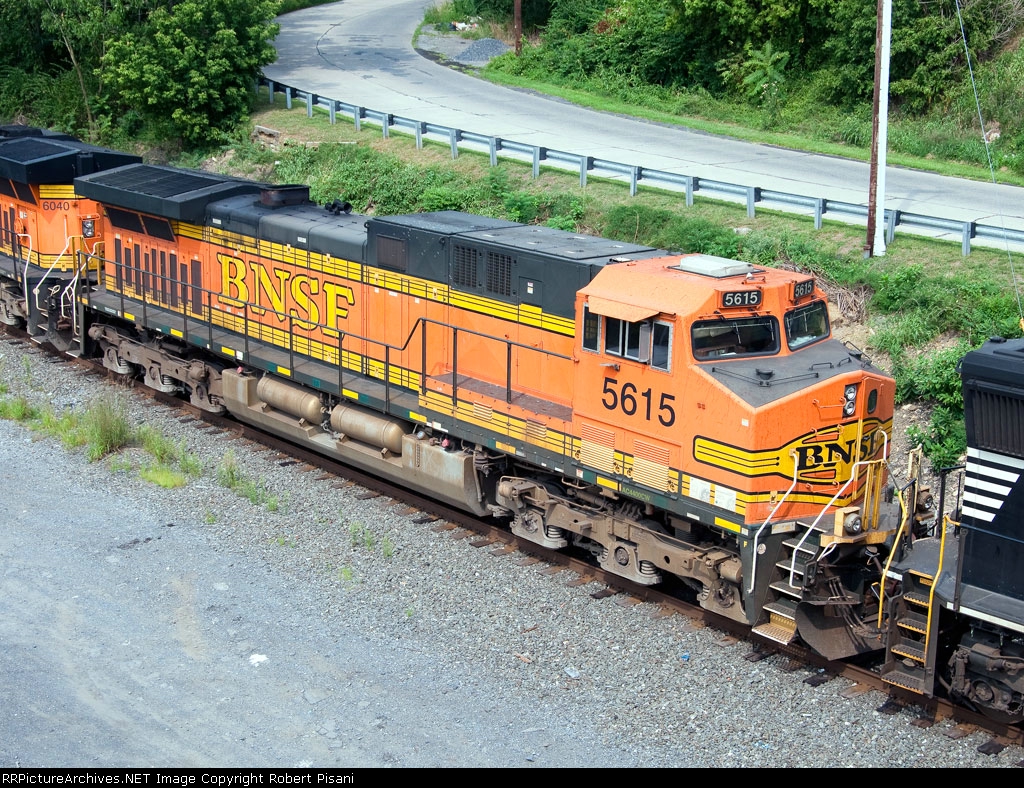 BNSF 5615